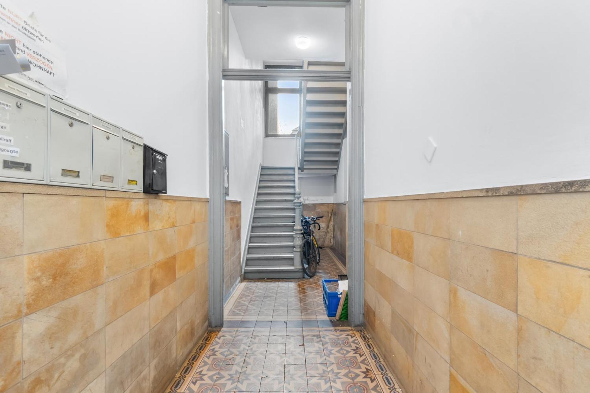 Apartment Tolles Design, Hochwertig, Vollausstattung, 3 Zimmer, Grosses Bad & Gaeste-wc, Grosse Kueche, 3 X Smart Tv, 11 Min Zum Hbf *